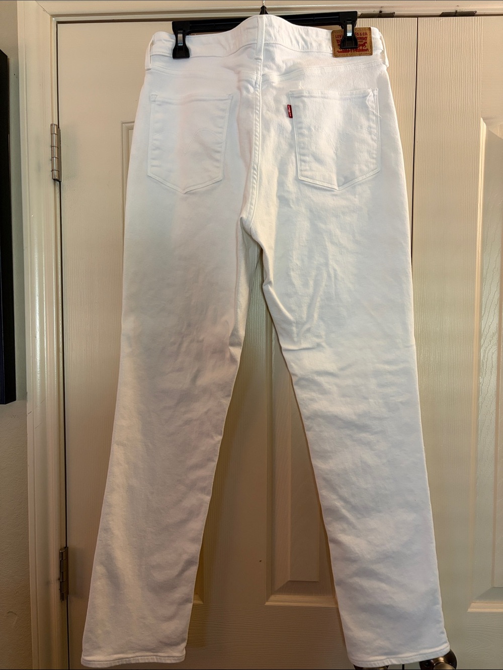 Levi's Women's White Skinny Jeans - Picture 3 of 4